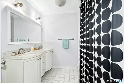 50 Ravenwood Drive, Weston, CT 06883 - Photo 16