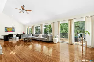 50 Ravenwood Dr, Weston, CT 06883 - Photo 4