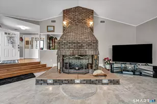 18 Grantham Rd, Wallingford, CT 06492 - Photo 4