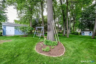 75 Centerbrook Rd, Fairfield, CT 06824 - Photo 34