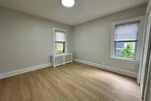 332 Robbins St, Waterbury, CT 06708 - Photo 10