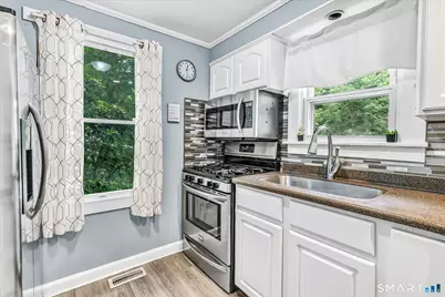 19 Hickok Avenue, Bethel, CT 06801 - Photo 16