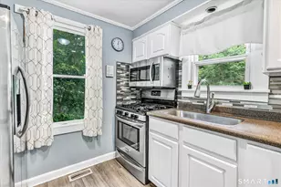19 Hickok Ave, Bethel, CT 06801 - Photo 16