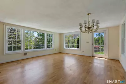 11 Sunrise Avenue, East Lyme, CT 06357 - Photo 12