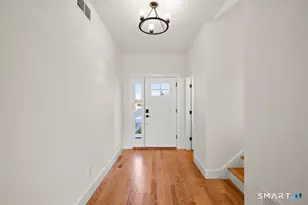 14 Fieldstone Ct, Bethel, CT 06801 - Photo 2