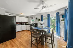 64 Morning Mist Rd, Naugatuck, CT 06770 - Photo 10