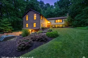 99 Knollwood Dr, Glastonbury, CT 06033 - Photo 2