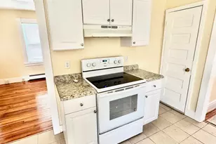 303 Millville Ave, Naugatuck, CT 06770 - Photo 6