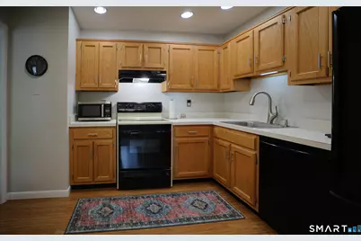 166 Old Brookfield Road #23A6, Danbury, CT 06811 - Photo 8