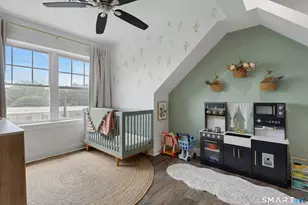 39 Maple Tree Ave, Stamford, CT 06906 - Photo 16