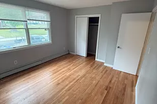 106 Howard Ave, Ansonia, CT 06401 - Photo 8
