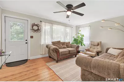 242 Marshall Lane, Derby, CT 06418 - Photo 6