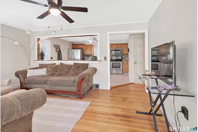242 Marshall Lane, Derby, CT 06418 - Photo 4