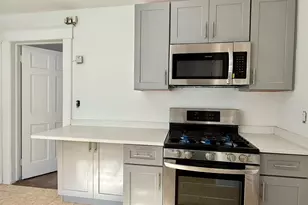 60 Stephen St, Stamford, CT 06902 - Photo 2