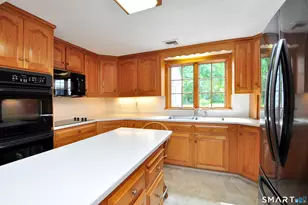 807 Jerome Ave, Bristol, CT 06010 - Photo 6