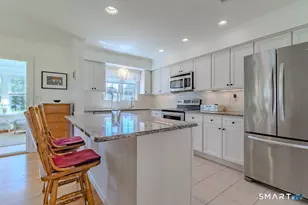 5 Thelbridge St, Madison, CT 06443 - Photo 4