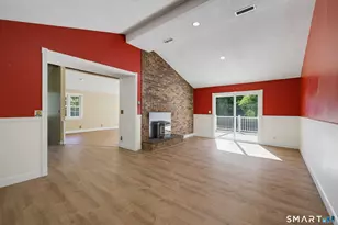 25 Plantation Rd, East Windsor, CT 06016 - Photo 6