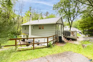 1166 Spindle Hill Rd, Wolcott, CT 06716 - Photo 32