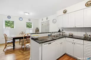 19 Georgetowne N, Greenwich, CT 06831 - Photo 6