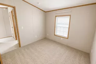 1950 N Broad St, Meriden, CT 06450 - Photo 16