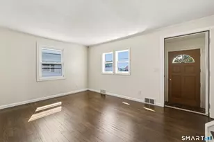 31 Alexander Rd, New Britain, CT 06053 - Photo 8