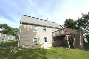 99 Warm Earth Rd, Naugatuck, CT 06770 - Photo 8