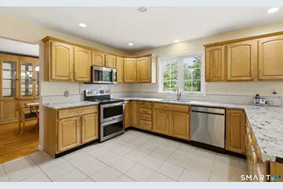 43 Kyle Court, Meriden, CT 06450 - Photo 4