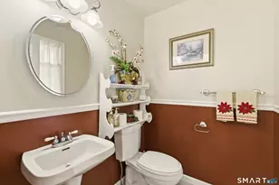 43 Kyle Ct, Meriden, CT 06450 - Photo 14