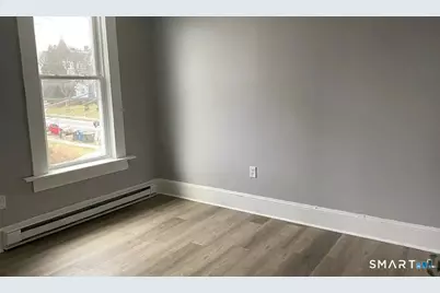 570-#3B Broad Street, Meriden, CT 06450 - Photo 4
