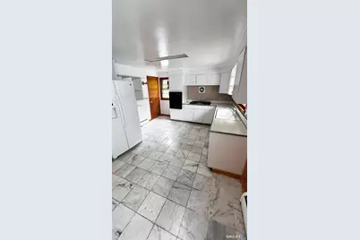 156 Putnam Avenue, Hamden, CT 06517 - Photo 4