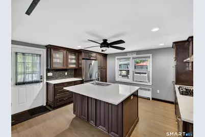 14 Oakwood Lane, Clinton, CT 06413 - Photo 10