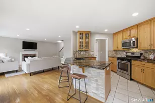 25 Chase Farm Rd, South Windsor, CT 06074 - Photo 12
