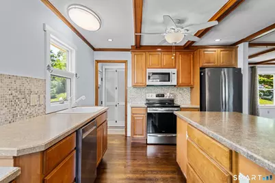48 Prospect Avenue, East Lyme, CT 06357 - Photo 12