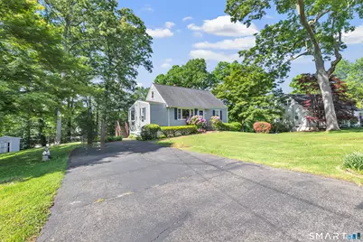36 Romanock Place, Fairfield, CT 06824 - Photo 34