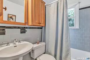 36 Romanock Pl, Fairfield, CT 06824 - Photo 22