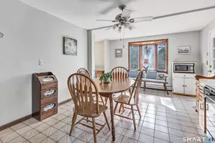 36 Romanock Pl, Fairfield, CT 06824 - Photo 10