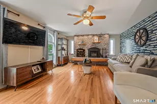 381 Chestnut Hill Ave, Waterbury, CT 06704 - Photo 10