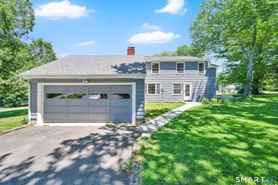 39 Boggs Hill Road, Newtown, CT 06470 - Photo 2