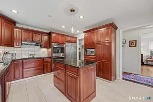 112 East Ave, New Canaan, CT 06840 - Photo 10
