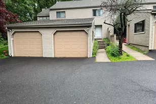 95 Farmington Chase Crescent, Farmington, CT 06032 - Photo 22