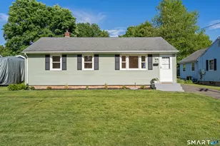 49 Briar Ln, Southington, CT 06489 - Photo 2