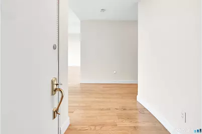 3200 Park Avenue #5C2, Bridgeport, CT 06604 - Photo 6