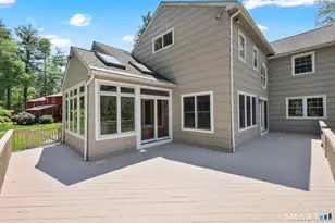 10 Hampshire Ln, Simsbury, CT 06070 - Photo 36