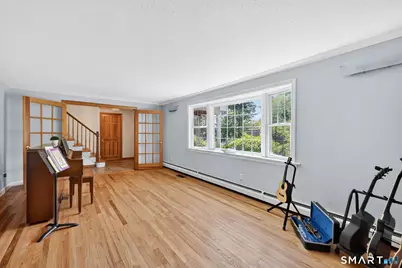 10 Hampshire Lane, Simsbury, CT 06070 - Photo 14