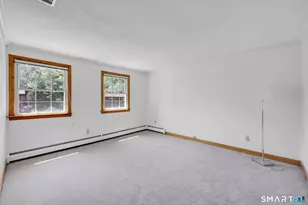 10 Hampshire Ln, Simsbury, CT 06070 - Photo 26