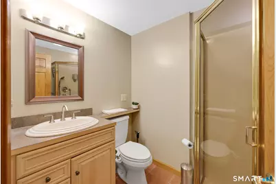 10 Hampshire Lane, Simsbury, CT 06070 - Photo 16