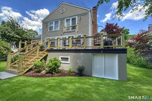 12 Ludlow Manor, Norwalk, CT 06855 - Photo 2