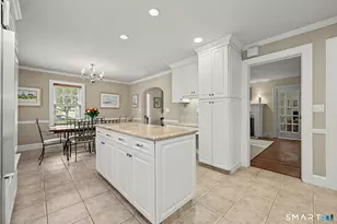 12 Ludlow Manor, Norwalk, CT 06855 - Photo 6