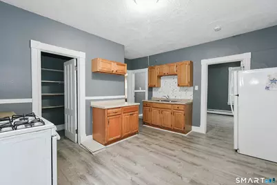 122 Hungerford Street, Hartford, CT 06106 - Photo 14