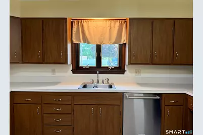9 Miss Vans Court, Waterford, CT 06385 - Photo 26